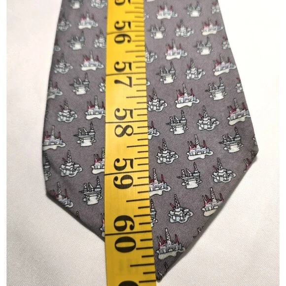 Vineyard Vines Custom Collection Tie - Diamond Offshore 100% Silk Made in USA - Picture 3 of 5